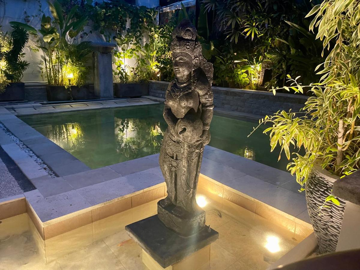 Villa Carissa Seminyak Centre, Bali By Le Ciel Hospitality Exterior foto