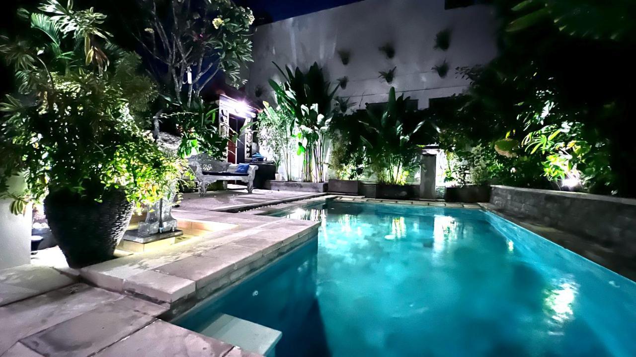 Villa Carissa Seminyak Centre, Bali By Le Ciel Hospitality Exterior foto